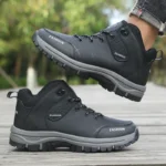 Stylish Men High Cut Outdoor Sneakers Durable Fashion Waterproof Hiking Boots for Camping Travel Sneakers Tenis Bona Masculino